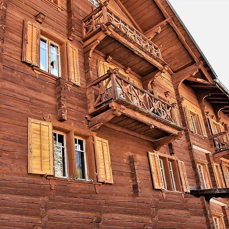 Alpina Lodge Bed & Breakfast Tschiertschen Exterior photo