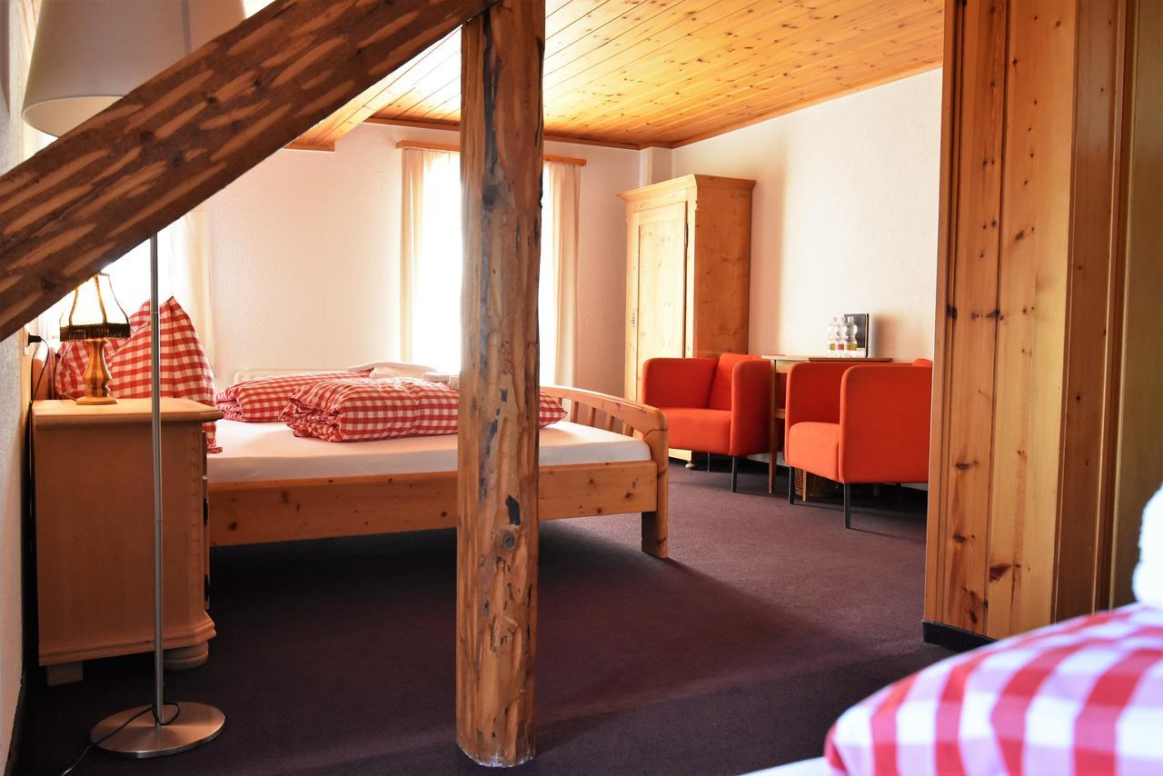 Alpina Lodge Bed & Breakfast Tschiertschen Exterior photo